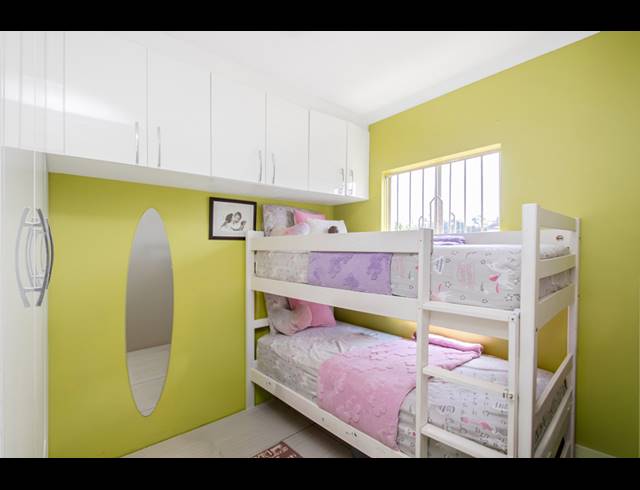 2 BEDROOM APARTMENT FOR SALE IN FLEURHOF